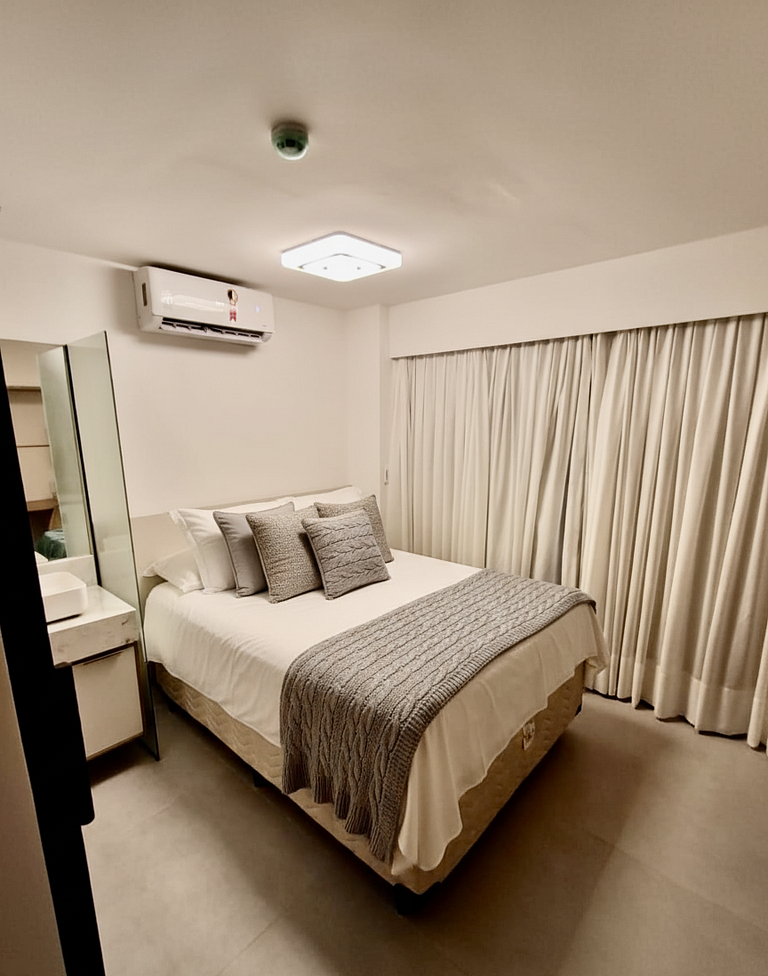 Flat | Beira Mar, Pé na Areia XR220