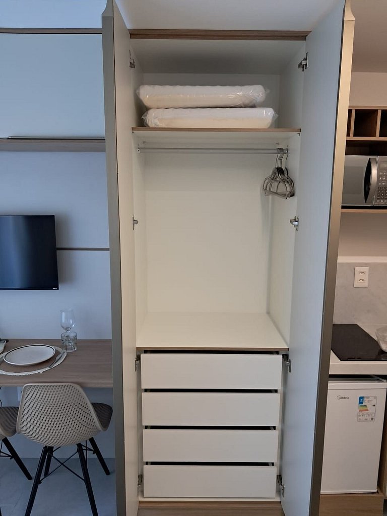 Studio Premium com Varanda | BESSA #XR220