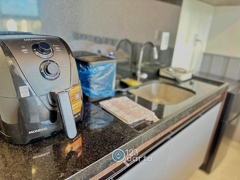 Studio Deluxe Side Room View - #SOL1205