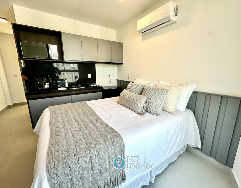 Studio Deluxe Side Room View - #SOL1205