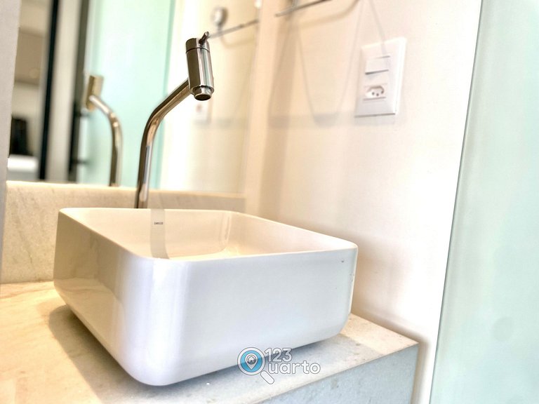 Studio Exclusive com Varanda | BESSA #XR306