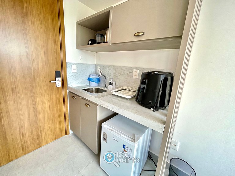 Flat Vista Mar com Varanda | 123Quarto #XR306