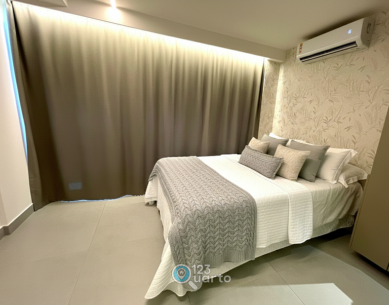 Flat Vista Mar com Varanda | 123Quarto #XR306