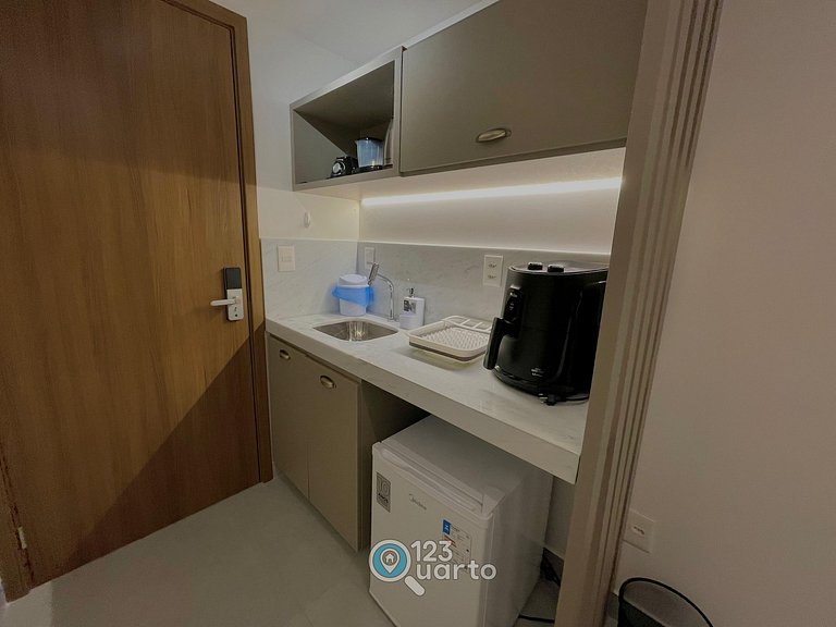 Flat Vista Mar com Varanda | 123Quarto #XR306