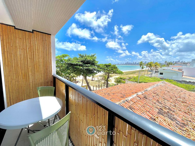 Flat Vista Mar com Varanda | 123Quarto