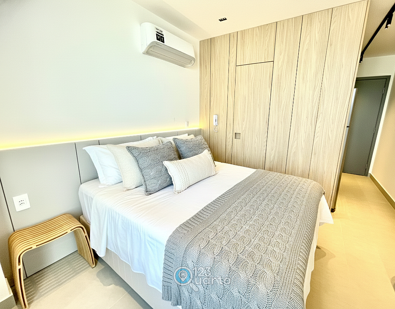 Apto Studio Ocean & City View | #SOL1504