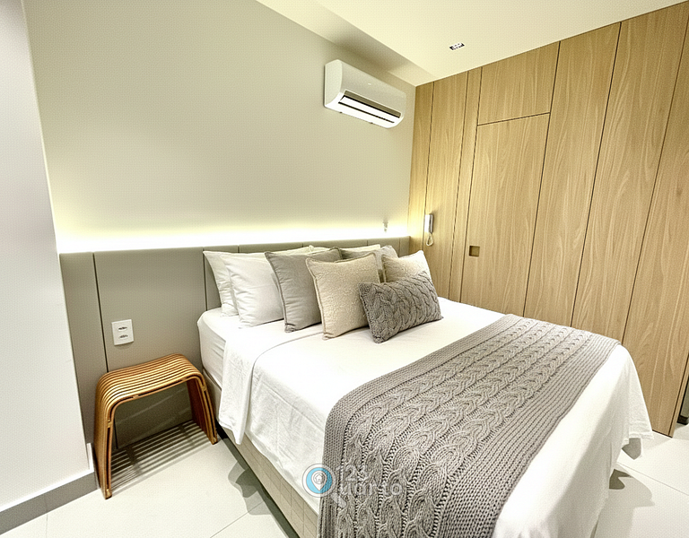 Apto Studio Urban Seaside View | #SOL1604