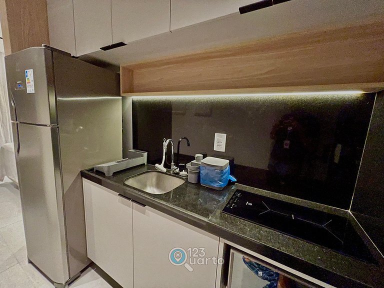 Apto Studio Urban Seaside View | #SOL1604