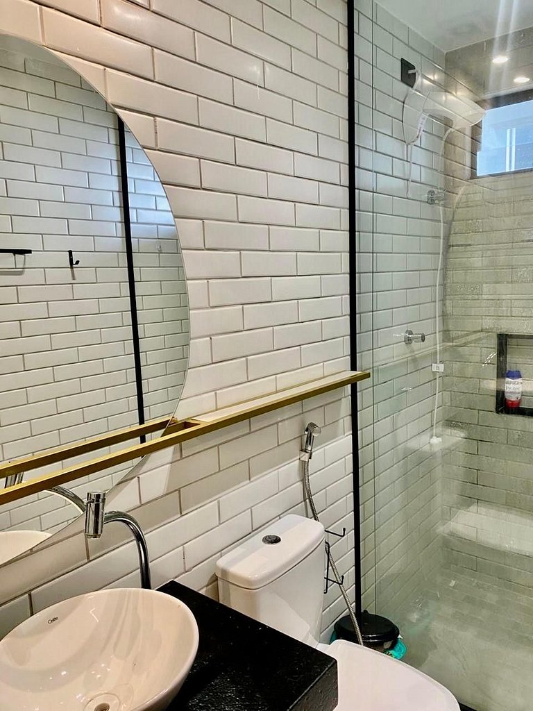 Apto com Varanda Em Intermares | 123Quarto