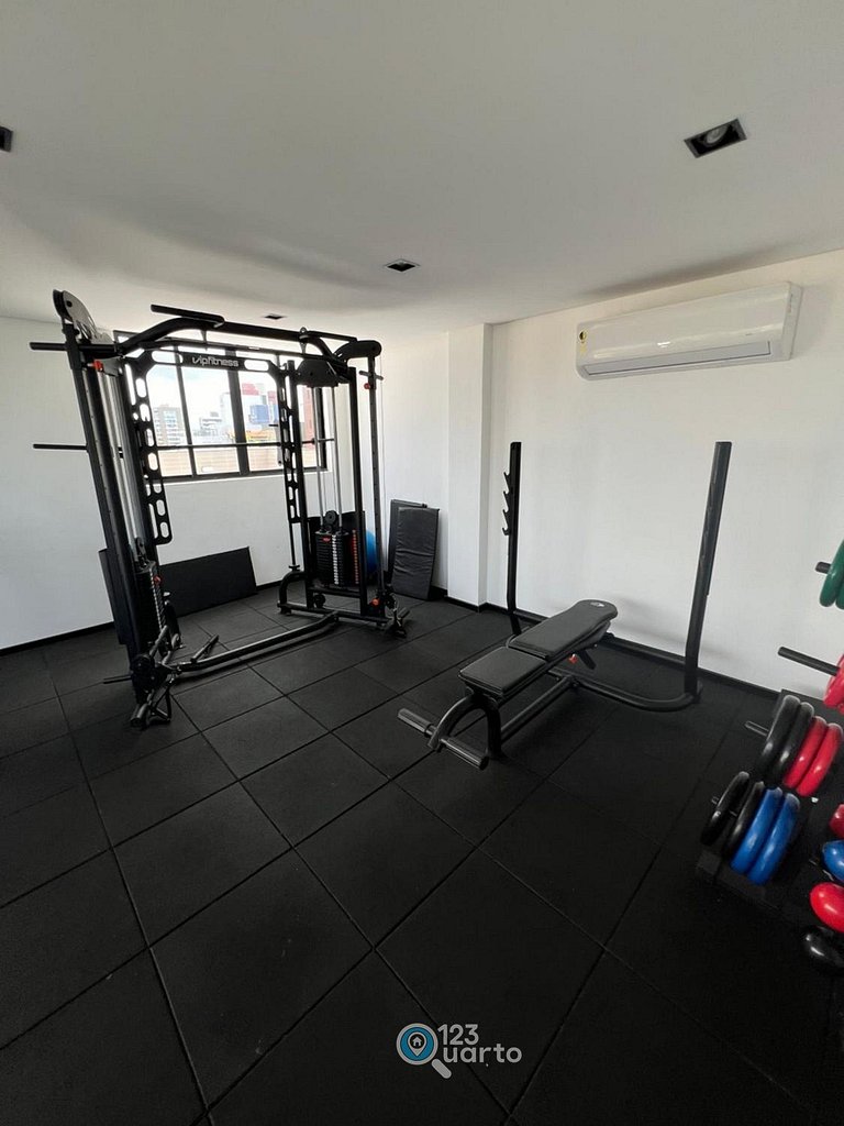 Apto com Varanda Em Intermares | 123Quarto