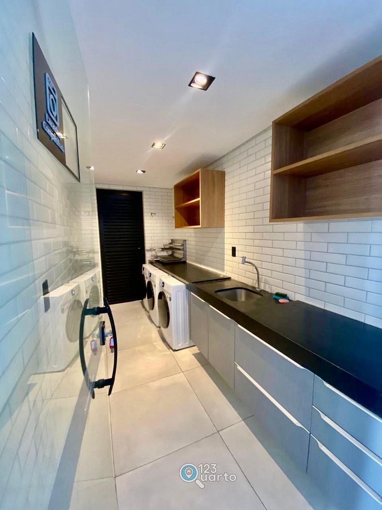 Apto com Varanda Em Intermares | 123Quarto