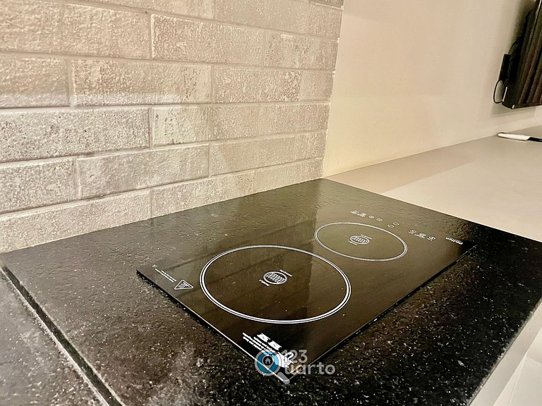 Apto com Varanda Em Intermares | 123Quarto