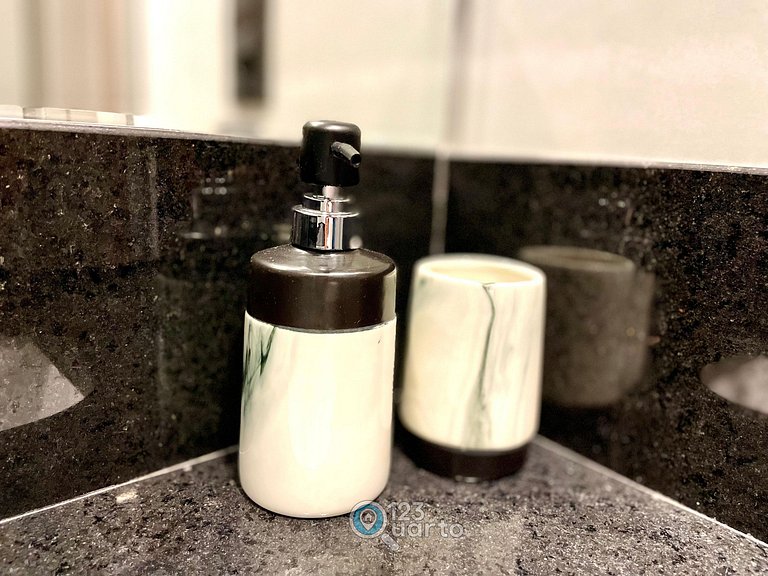 Stúdio Luxo & Comfort | 123Quarto #SOL703