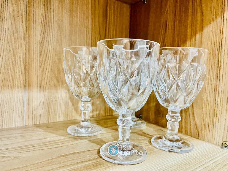 Apto Luxo Com Varanda Vista Mar | 123Quarto #BH207