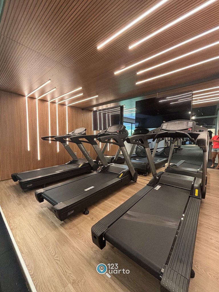 Apto Luxo Com Varanda Vista Mar | 123Quarto #BH207