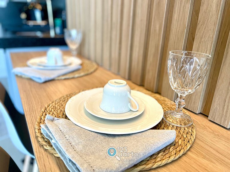 Apto Com Varanda Vista Mar| 123Quarto #GS402