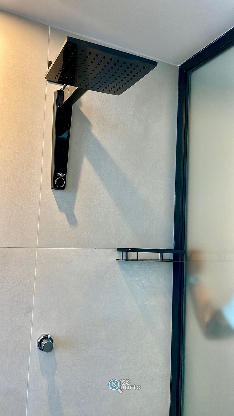 Apto Com Varanda Vista Mar| 123Quarto #GS402