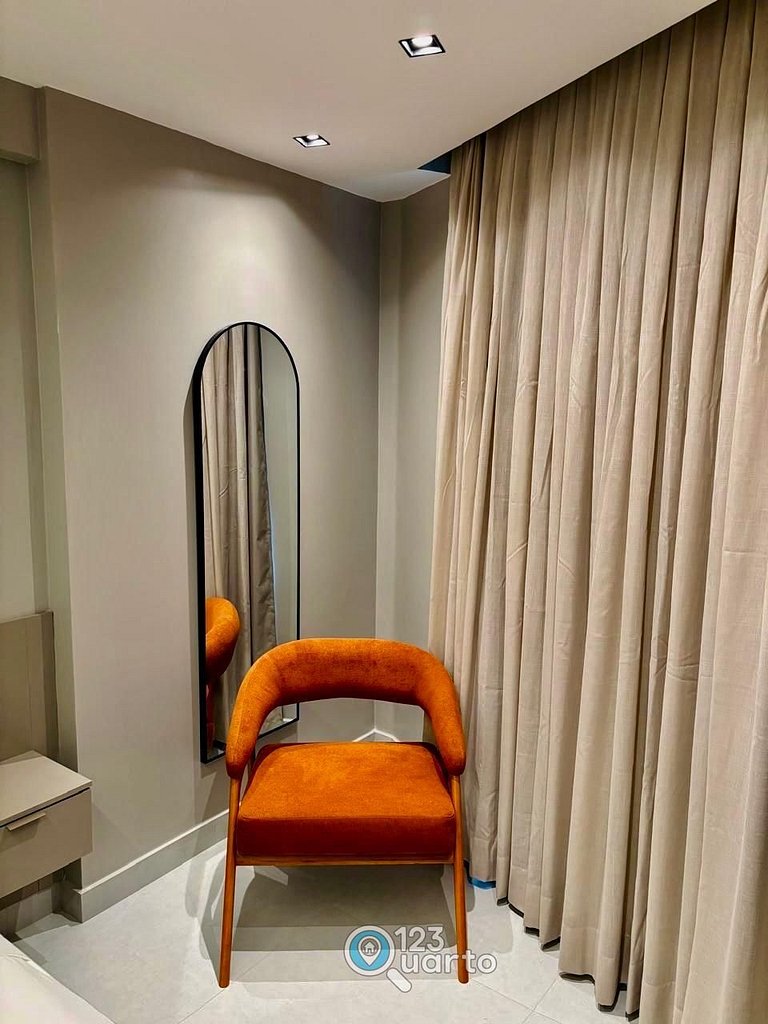 Stúdio Deluxe Sideview - #SOL809