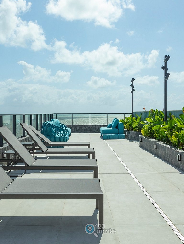 Apto Luxo | Vista Mar + Hidro Aquecida no Rooftop