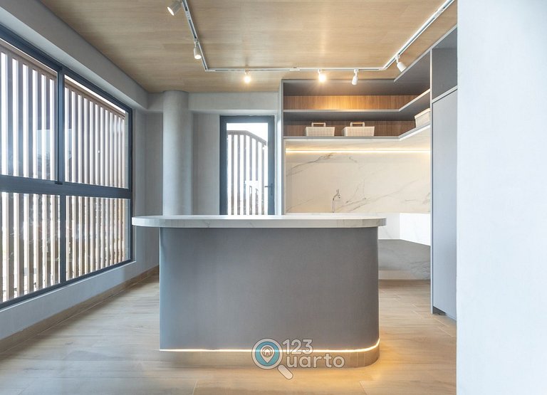 Apto Luxo | Vista Mar + Hidro Aquecida no Rooftop